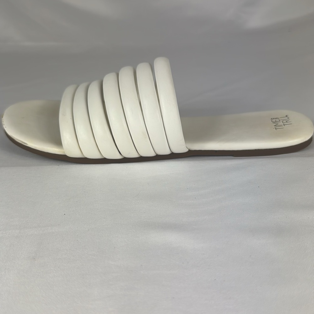 Time & Tru White Strappy Slide Sandals Size 7 - Picture 5 of 10